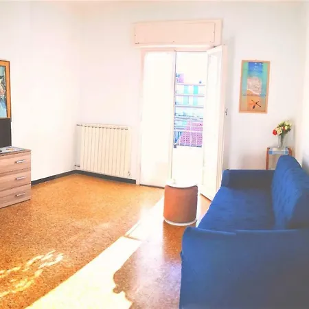Casa Vacanze Nonna Gina S. Bartolomeo Al Mare * San Bartolomeo Al Mare